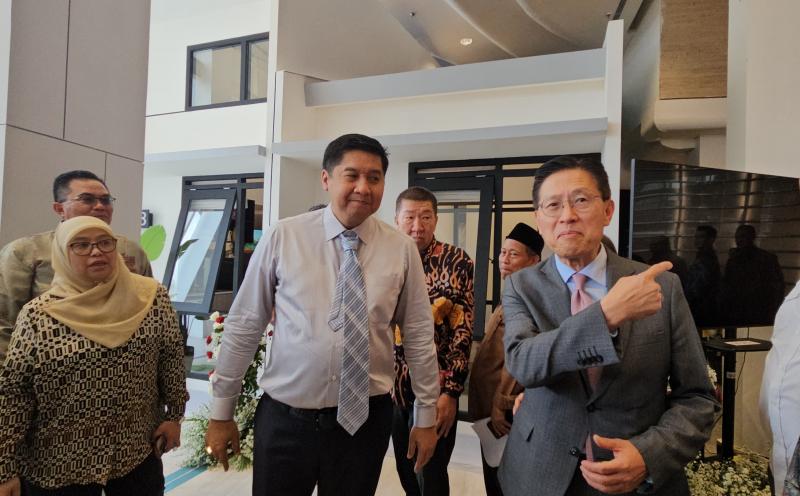 Menteri PKP Marurar Sirait Tinjau Usulan Konsep dan Contoh Desain Rumah Subsidi Lippo Group