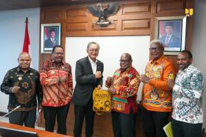  Audiensi dengan Gubernur Papua Tengah, Menteri PU Tegaskan Komitmen Pembangunan Infrastruktur