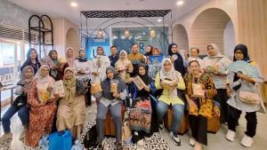 Kisah Nasabah PNM Naik Kelas Lewat Pelatihan Mekaarpreneur