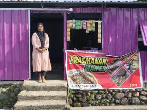 PNM Dukung Perempuan Tangguh: Kisah Husni Hatta, dari Warung Sederhana Menjadi Usaha Prasmanan Favorit
