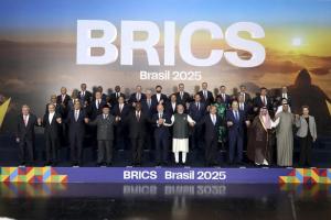 Kemlu RI Dorong Penguatan Kerja Sama Sistem Pembayaran BRICS Sebagai Alternatif Global