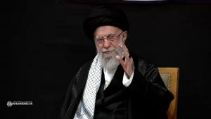 Ali Khamenei Ancam Serangan Baru ke Pangkalan AS, Sebut Serangan ke Al Udeid Bisa Terulang