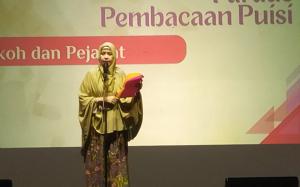 Pemerintah Tetapkan Hari Puisi Indonesia, Tokoh Masyarakat Parade Baca Puisi