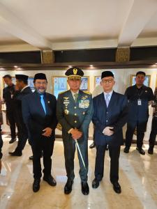 Ikatan Keluarga Pahlawan Nasional Indonesia Hadiri Upacara Ziarah Nasional dan Renungan Suci di TMPN Kalibata