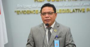 DPR Klaim Calon Hakim MK Inosentius Samsul Bawa Kepentingan Rakyat