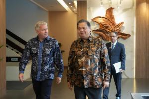 Perkuat Kerja Sama Ekonomi Bilateral Indonesia-Kanada, Menko Airlangga Terima Kunjungan Duta Besar Kanada