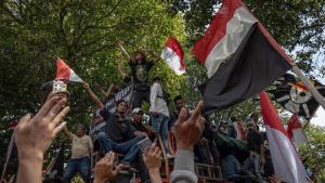 Demo Aliansi Rakyat Bone Ricuh, Massa Jebol Pagar Kantor Bupati