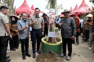 Apresiasi Konsep TPA Kota Madiun, Menko AHY: Jadi Role Model Penanganan Sampah Berkelanjutan