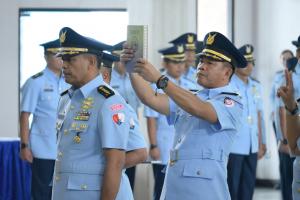 Kolonel Nav M.D. Irman Fathurrahman Jabat Komandan Lanud Husein Sastranegara