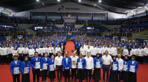 Siapkan Talenta untuk Menghadapi Trilema Energi, UPER Lantik Ribuan Mahasiswa dan Naikkan Beasiswa
