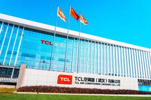 TCL Pamerkan Teknologi Manufaktur Hijau dan Inovasi AC Dunia kepada Media dari Indonesia di Wuhan