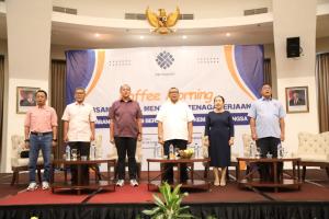 Wamenaker Bahas Formula Baru Upah Minimum Bersama Serikat Pekerja