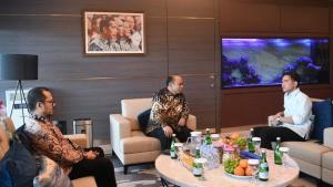 Mengejutkan! Begini Tanggapan Wapres Gibran Soal Budi Arie dan Relawan Projo Merapat ke Partai Gerindra