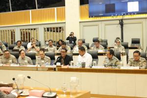 Apresiasi Keberhasilan Mentan Amran, DPR Berharap Ada Grand Strategy Agar Capaian Ini Berkelanjutan