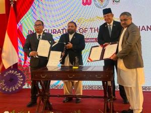 Dubes RI Chandra W. Sukotjo Tandatangani Kerja Sama Perpustakaan Indonesia-Pakistan