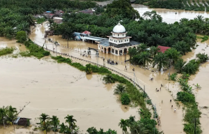 Korban Jiwa Banjir Bandang dan Longsor di Tiga Provinsi Sumatera Tembus 430 Orang, Ribuan Warga Masih Mengungsi
