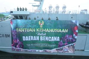 Kapal ADRI XCII-BM Berlayar Angkut Bantuan Kemanusiaan ke Tiga Wilayah Terdampak Bencana di Sumatera