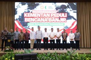 Kolaborasi Kementan dan Stakeholder, Himpun Donasi Rp 75 Miliar untuk Korban Bencana Banjir