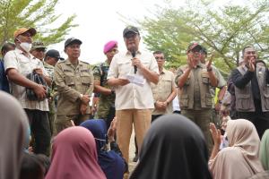 Tinjau Pemulihan Bencana di Pidie Jaya, Menko Polkam Berpesan Jangan Menyerah di Kondisi Sulit
