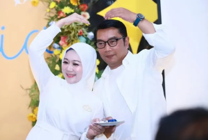 Dulu Terpesona Pandangan Pertama di Pameran, Kisah Cinta Ridwan-ATalia Kini Berujung Gugatan Cerai di Pengadilan
