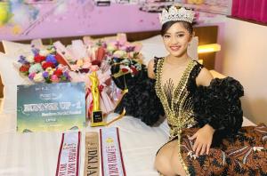 Helsa Dzakira Aulia Raih Juara 2 Nasional Puteri Batik Indonesia 2025
