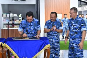 Kasau Resmikan Lapangan Panahan Cakra Dirgantara dan Luncurkan Blue Force Band Mabesau
