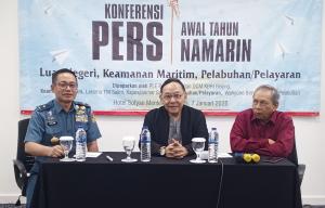 Kebijakan Kemenlu harus Permudah WNI di Luar Negeri