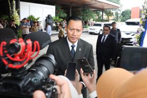 Sampaikan Duka Kecelakaan Pesawat IAT, Menko AHY Tegaskan Keselamatan Evakuasi dan Investigasi Menyeluruh