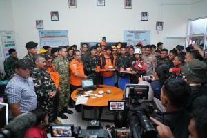 TNI AD Temukan Black Box ATR 42-500