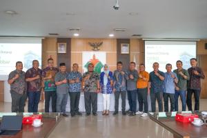 DPRD Tanjab Barat dan PTPN IV Regional IV Bicara Tenaga Kerja