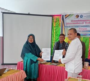 Dorong Literasi Keuangan Syariah, BPR Syariah Balerong Bunta Teken MoU dengan MTs Thawalib Darul Huda Rao Rao Kecamatan Sungai Tarab