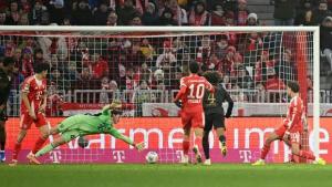 Pekan ke-19 Bundesliga, Bayern Kalah Kandang 1-2 Lawan Augsburg