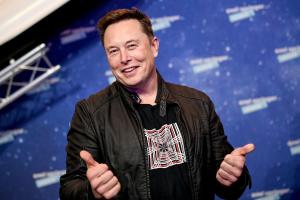 Debut di WEF Davos, Elon Musk Prediksi Jumlah Robot Humanoid Akan Lampaui Populasi Manusia
