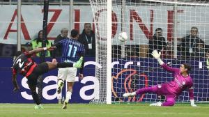 Menang Tipis 1-0 Lawan Inter, Milan Pangkas Jarak Jadi Sisa 7 Poin