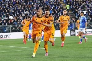 Como Naik ke Peringkat 4 Usai Comeback Dramatis 2-1 Lawan AS Roma