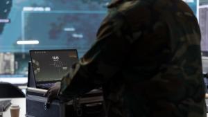 Dunia Maya Ikut Perang: AI Banjiri Hoaks, Fakta Ikut Tenggelam