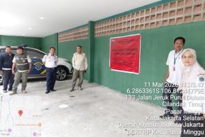 Arena Padel Disegel tetap Beroperasi dan Bikin Rusak Rumah Warga