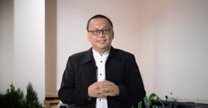 Ekonom Syariah Ungkap Empat Transformasi Ekonomi Syariah Hadapi Disrupsi Finansial Global