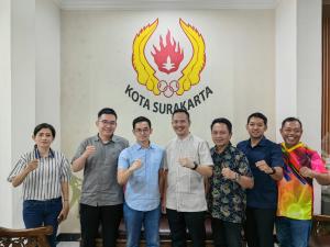 Sinergi Strategis, Tirto Prima Putra dan Her Suprabu Bahas Masa Depan Kehumasan serta Penguatan Organisasi Olahraga di Surakarta