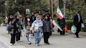 Perang Picu PHK Massal, Jutaan Warga Iran Kehilangan Mata Pencaharian