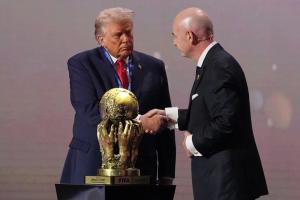 Donald Trump Akhirnya Takluk kepada Presiden FIFA, Iran Ikut Piala Dunia di AS