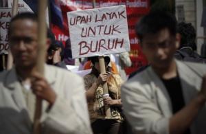 Kebijakan Upah Buruh Belum Menjadi Alat Konsisten Mendorong Kesejahteraan Riil Buruh