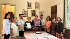 Momentum Emas 50 Tahun: Museum Tekstil Jakarta Terima Hibah 114 Helai Ulos Antik dan Langka dari Kolektor Muda Torang Sitorus