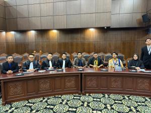 Uji Materiil UU Pesantren di MK, Tujuh Catatan Kritis Kaligis & Associates terhadap Keterangan Pemerintah dan DPR