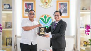 MenLH Jumhur Hidayat Mendukung Pembahasan MoU G to G untuk Kerja Sama Hijau Indonesia-Kazakhstan-Tajikistan