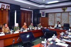 Danpushidrosal Hadiri Audiensi Asosiasi pelaku usaha logistik Indonesia dengan Menteri Keuangan RI