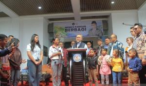 Ke NTT, Menko Zulhas: Pemerintah Bangun 2.000 Kampung Nelayan pada Tahun 2026