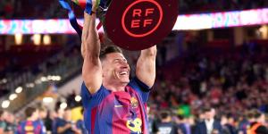 Lewandowski Resmi Tinggalkan Barcelona, Hansi Flick Sampaikan Ucapan Menyentuh
