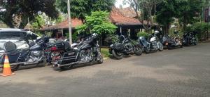 MBI Chapter Depok Sunmori ke Sensi, Rehat  tetap di Warung Solo