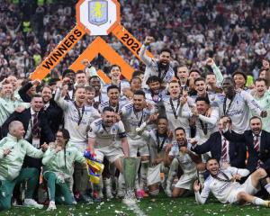 Skor Akhir Freiburg vs Aston Villa 0-3, The Villans Catat Sejarah Jadi Jawara Liga Europa
